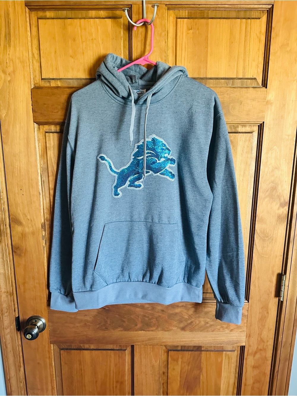 Detroit Lions Gray Hoodie Pullover Sweatshirt with Blue Lion sequin Graphic